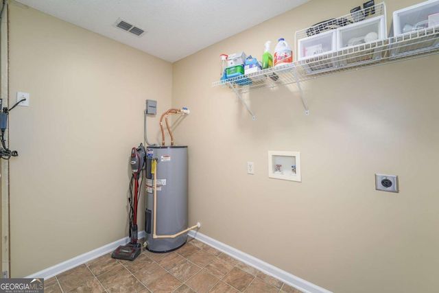 371 Summertree Road, Douglas, GA 31535