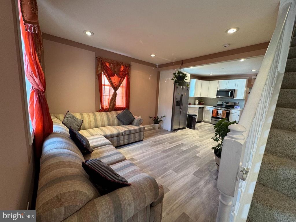 1722 HALL AVE, Halethorpe, MD 21227