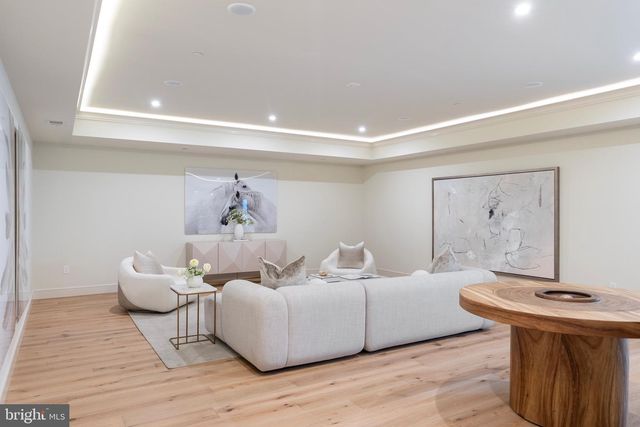 7923 CHELTON RD, Bethesda, MD 20814