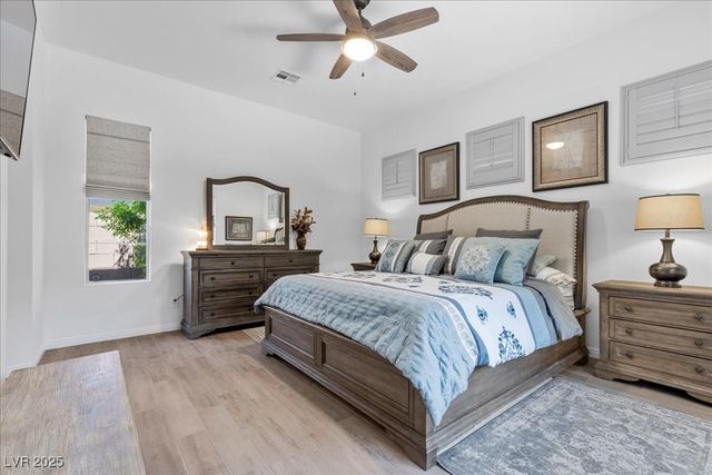 6722 Desert Crimson Street, Las Vegas, NV 89148