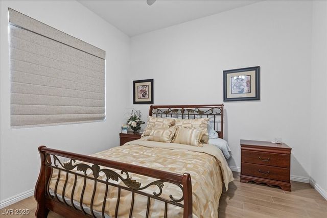 6722 Desert Crimson Street, Las Vegas, NV 89148