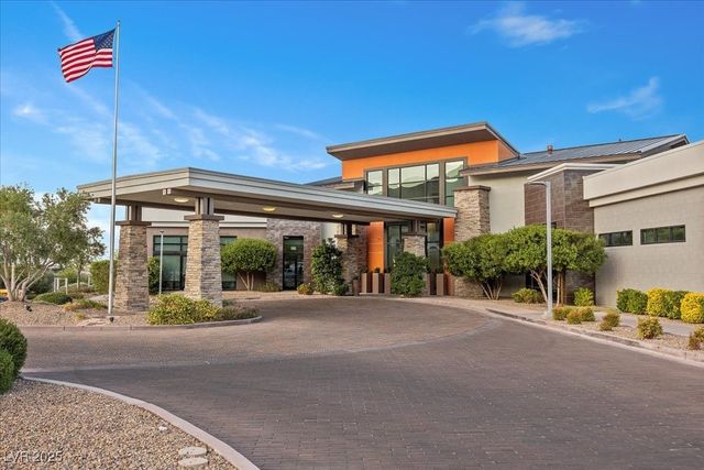 6722 Desert Crimson Street, Las Vegas, NV 89148