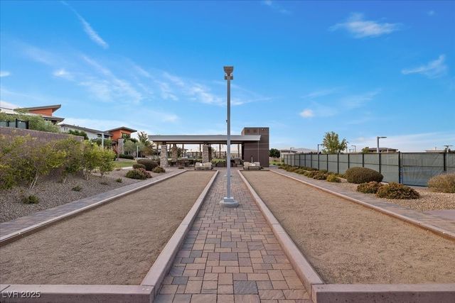 6722 Desert Crimson Street, Las Vegas, NV 89148