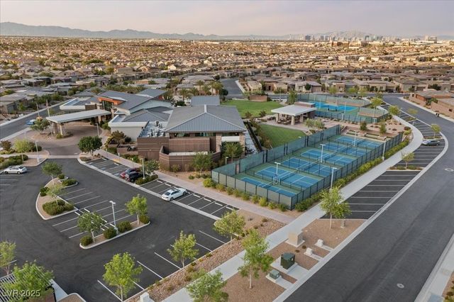 6722 Desert Crimson Street, Las Vegas, NV 89148