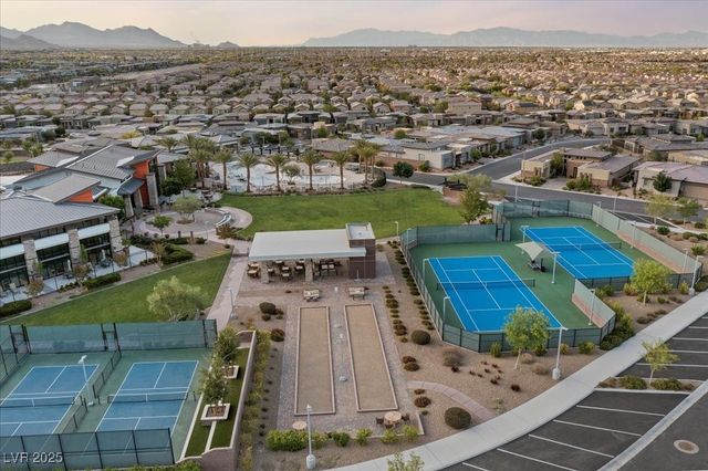 6722 Desert Crimson Street, Las Vegas, NV 89148