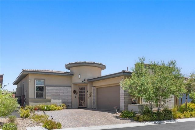 6722 Desert Crimson Street, Las Vegas, NV 89148