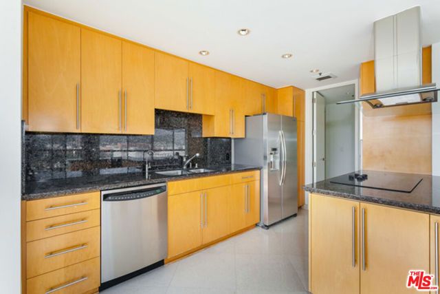 10750 Wilshire Boulevard 1602, Los Angeles, CA 90024