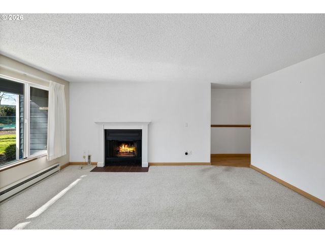 12600 Se FREEMAN Way 64, Milwaukie, OR 97222