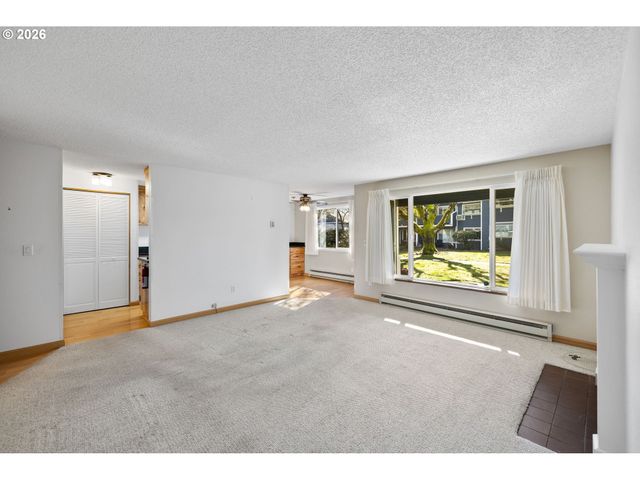 12600 Se FREEMAN Way 64, Milwaukie, OR 97222