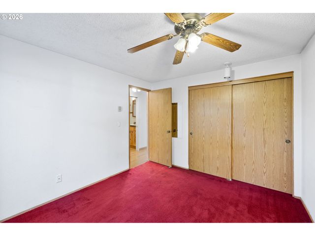 12600 Se FREEMAN Way 64, Milwaukie, OR 97222