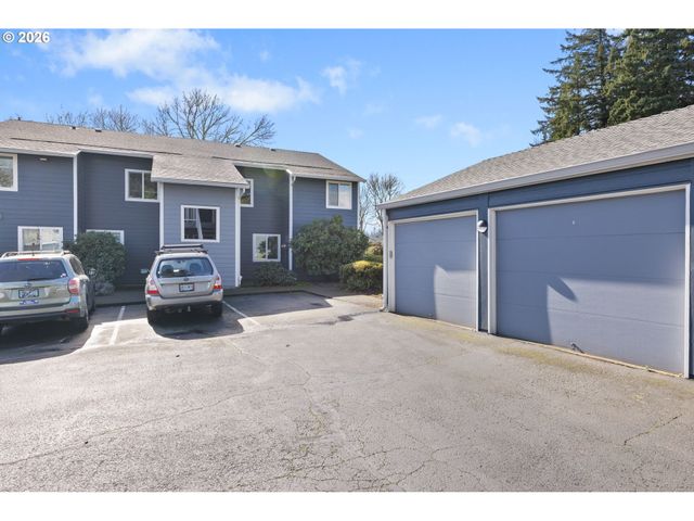 12600 Se FREEMAN Way 64, Milwaukie, OR 97222