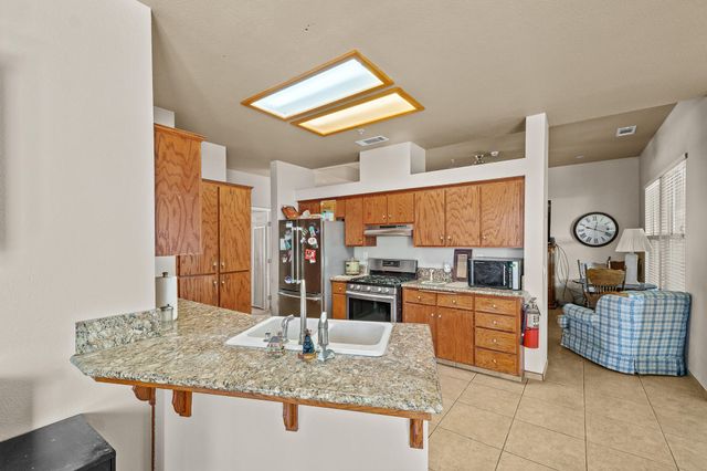 1857 W Westfield Avenue, Porterville, CA 93257