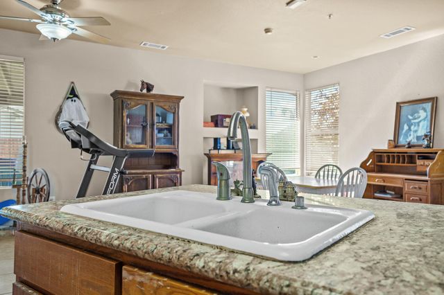 1857 W Westfield Avenue, Porterville, CA 93257