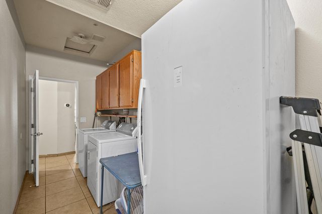 1857 W Westfield Avenue, Porterville, CA 93257