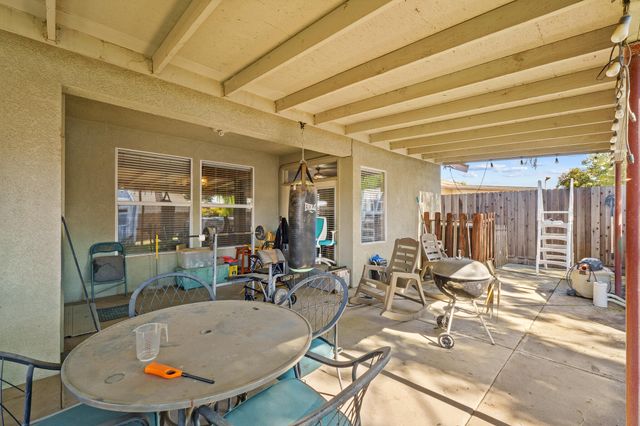 1857 W Westfield Avenue, Porterville, CA 93257
