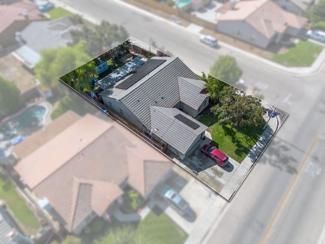 1857 W Westfield Avenue, Porterville, CA 93257