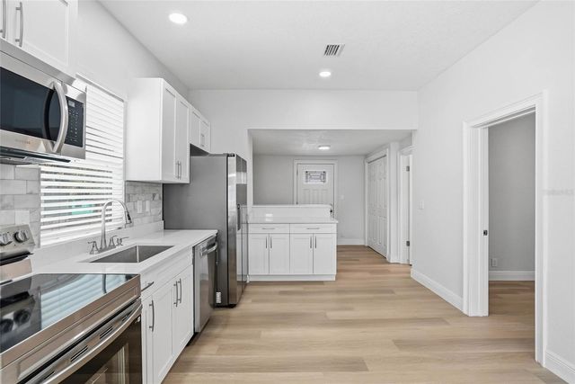 2902 SANCHEZ STREET, Tampa, FL 33605