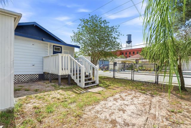 2902 SANCHEZ STREET, Tampa, FL 33605
