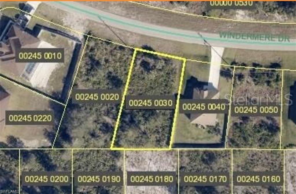 575 Windermere DR, LEHIGH ACRES, FL 33972 — exterior