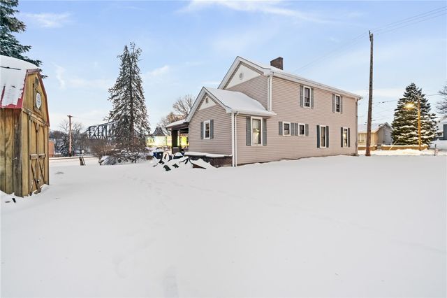 410 Pennsylvania Ave, Monaca, PA 15061