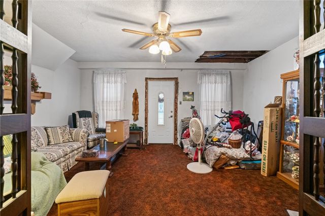 410 Pennsylvania Ave, Monaca, PA 15061