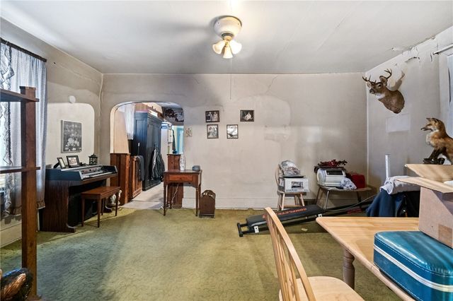 410 Pennsylvania Ave, Monaca, PA 15061