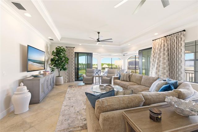 2555 MARQUESA ROYALE LANE PH 302, Naples, FL 34109