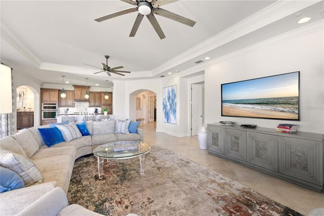 2555 MARQUESA ROYALE LANE PH 302, Naples, FL 34109