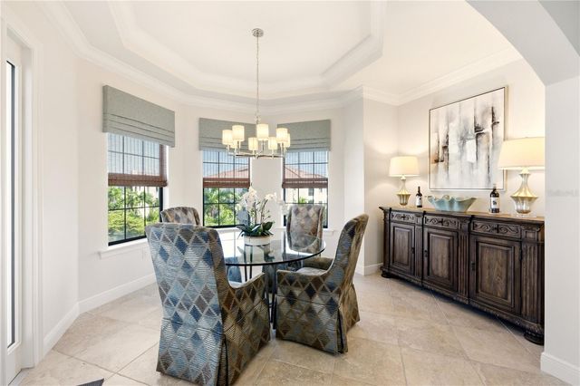2555 MARQUESA ROYALE LANE PH 302, Naples, FL 34109