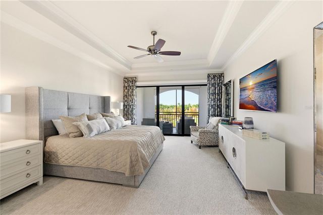2555 MARQUESA ROYALE LANE PH 302, Naples, FL 34109