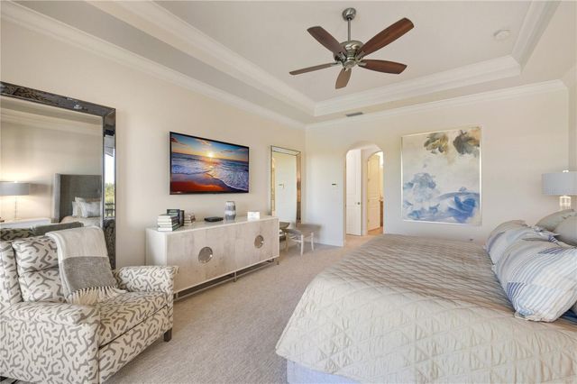 2555 MARQUESA ROYALE LANE PH 302, Naples, FL 34109