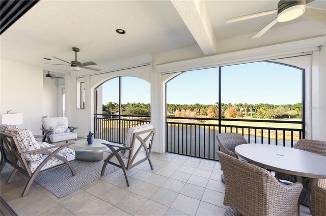 2555 MARQUESA ROYALE LANE PH 302, Naples, FL 34109