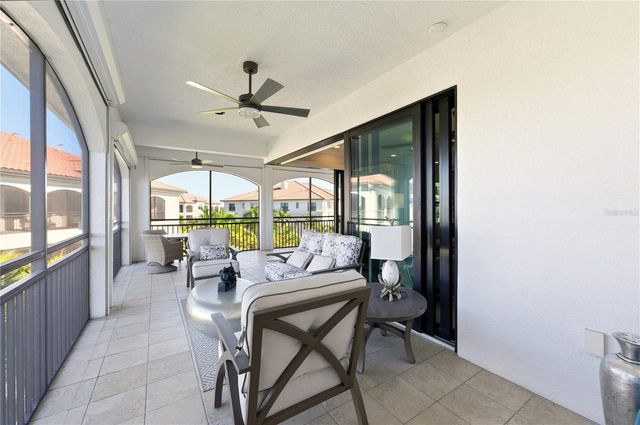 2555 MARQUESA ROYALE LANE PH 302, Naples, FL 34109