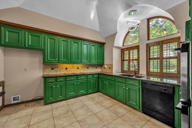 14815 Long Oak Drive, Houston, TX 77070