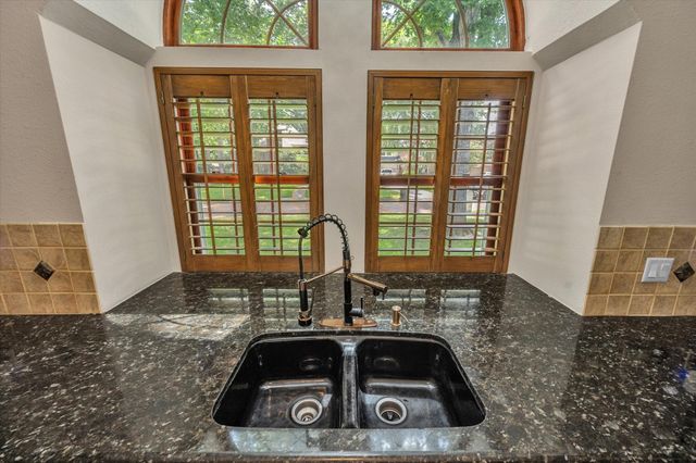 14815 Long Oak Drive, Houston, TX 77070