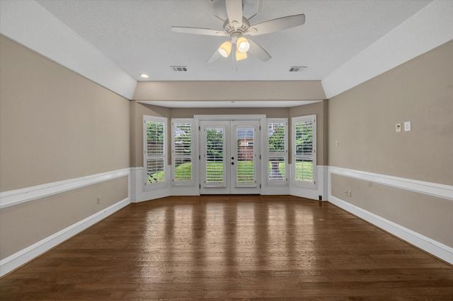 14815 Long Oak Drive, Houston, TX 77070
