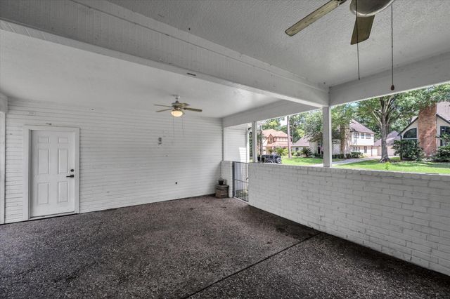 14815 Long Oak Drive, Houston, TX 77070