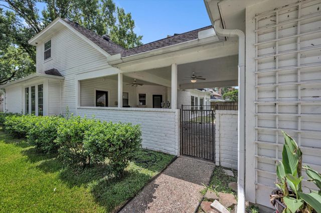 14815 Long Oak Drive, Houston, TX 77070