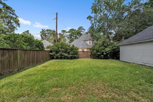 14815 Long Oak Drive, Houston, TX 77070