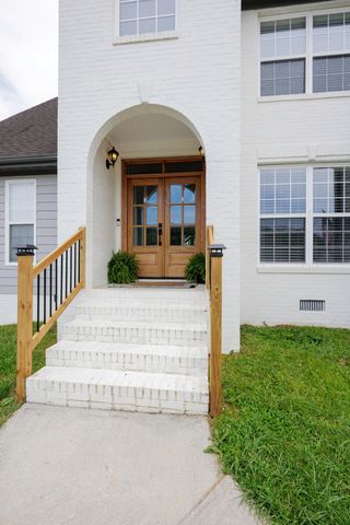 5611 Caney Ridge Circle, Ooltewah, TN 37363