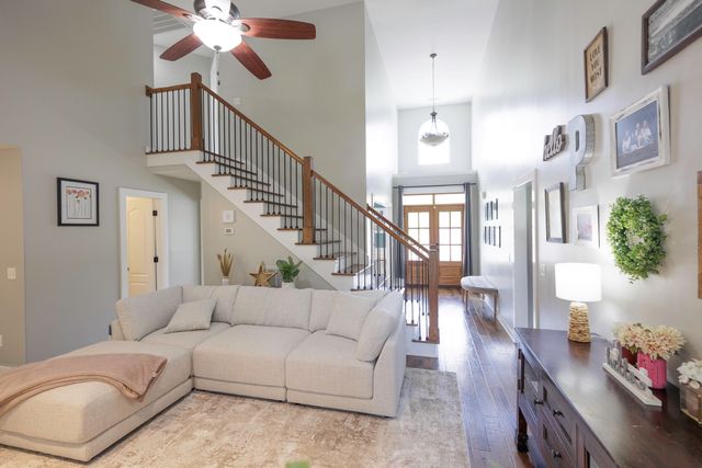 5611 Caney Ridge Circle, Ooltewah, TN 37363