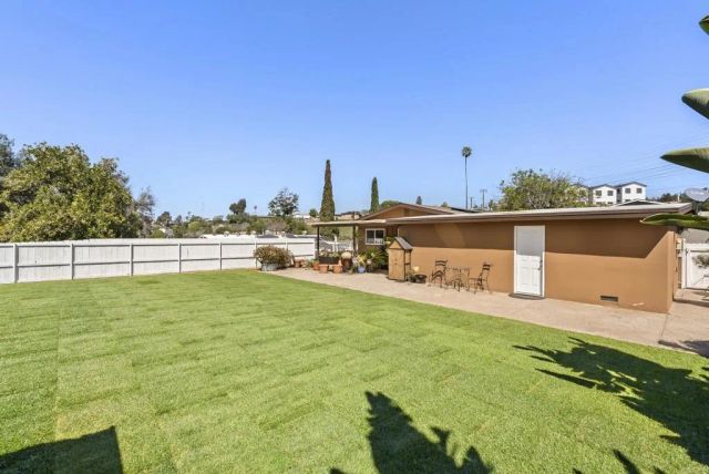 4657 Chateau Place, San Diego, CA 92117