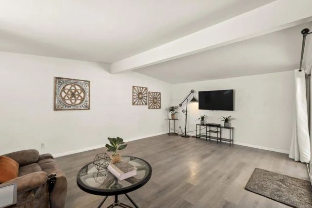 4657 Chateau Place, San Diego, CA 92117