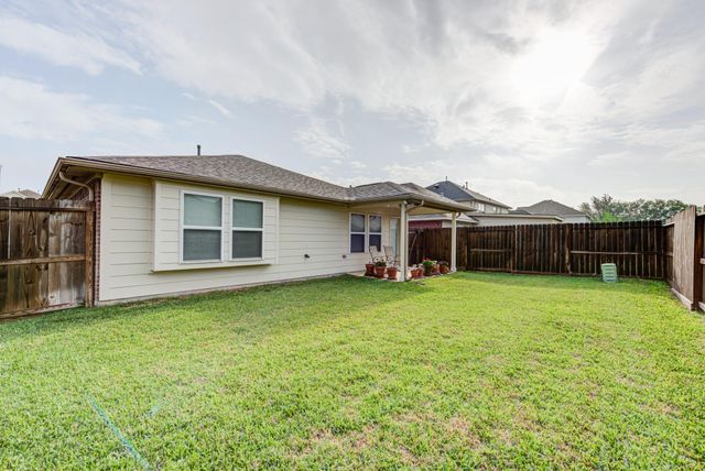 18019 Surrey Lake Lane, Richmond, TX 77407