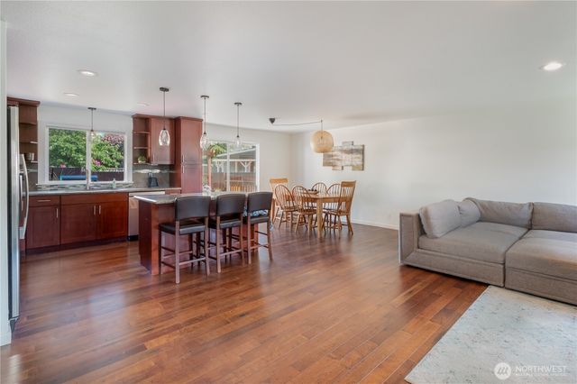 4144 SW 322nd Street, Federal Way, WA 98023