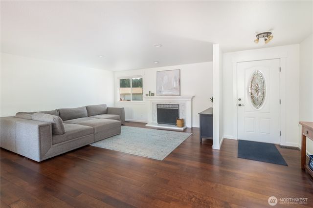 4144 SW 322nd Street, Federal Way, WA 98023