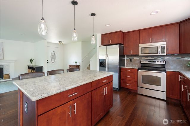 4144 SW 322nd Street, Federal Way, WA 98023