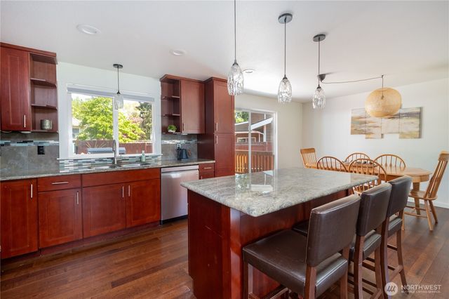 4144 SW 322nd Street, Federal Way, WA 98023