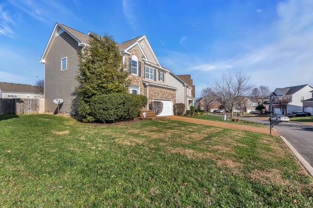 7009 Masonboro Dr, Spring Hill, TN 37174