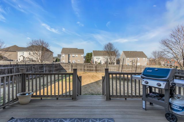 7009 Masonboro Dr, Spring Hill, TN 37174